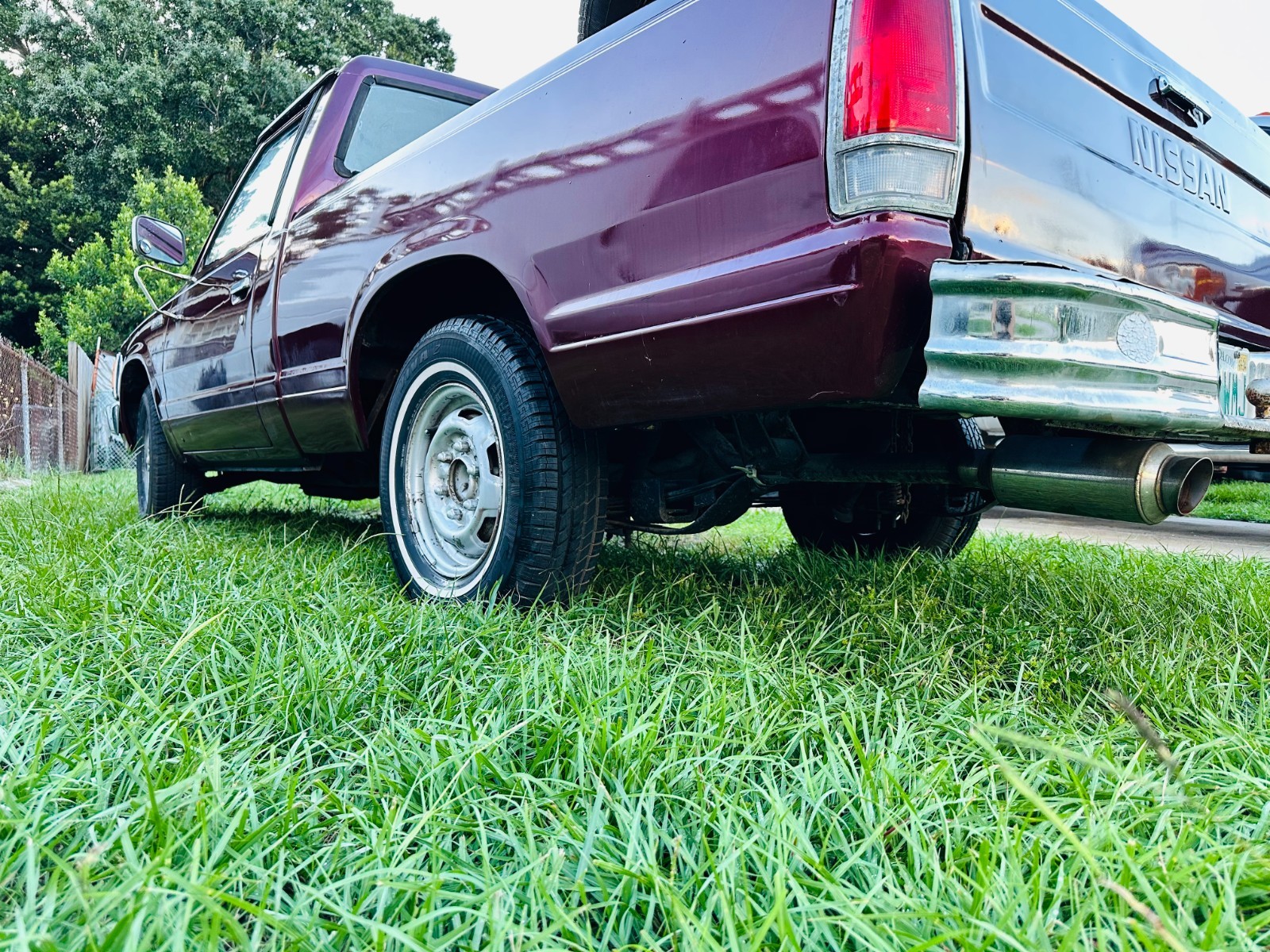 Nissan-720-1985-Standard-Cab-Pickup-10