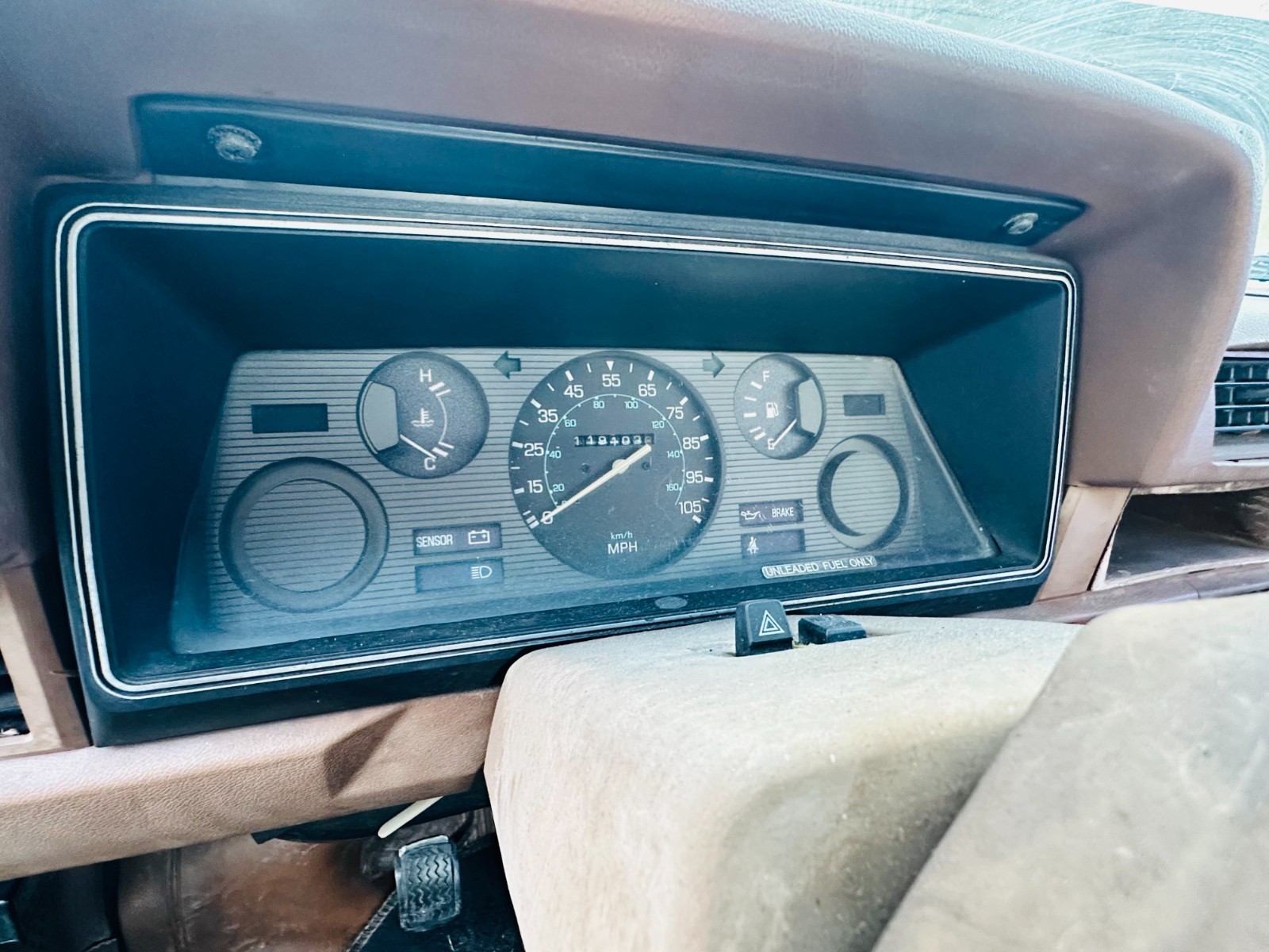 Nissan-720-1985-Standard-Cab-Pickup-16