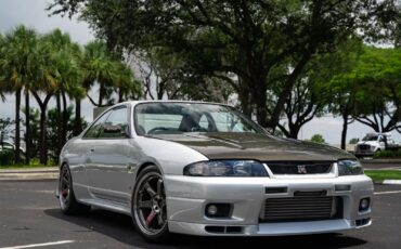 Nissan-GT-R-1996-Coupe-4