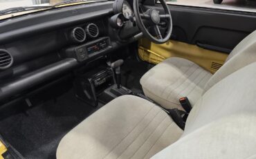 Nissan-Other-1988-Compact-9