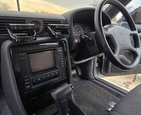 Nissan-Other-1993-Silver-Black-2