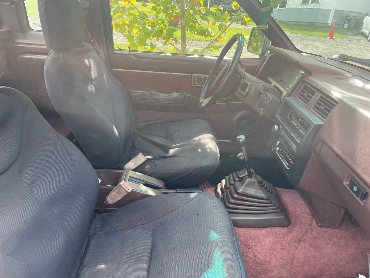 Nissan-d21-1988-2