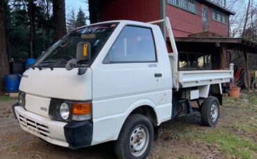 Nissan-dump-truck-diesel-1990-white-1