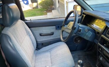 Nissan-hardbody-1986-2
