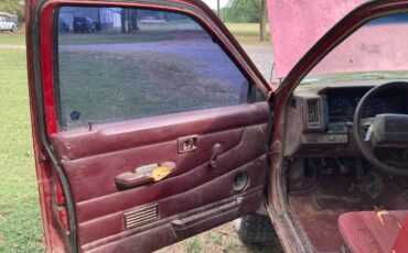 Nissan-king-cab-1992-red-16