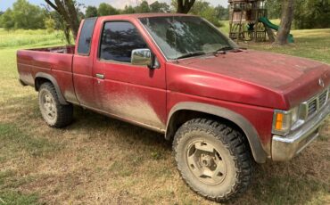 Nissan-king-cab-1992-red-2