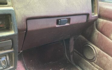 Nissan-king-cab-1992-red-8
