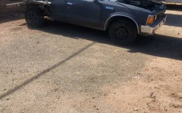 Nissan-king-cab-720-truck-1985-1