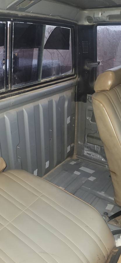 Nissan-king-cab-720-truck-1985-7