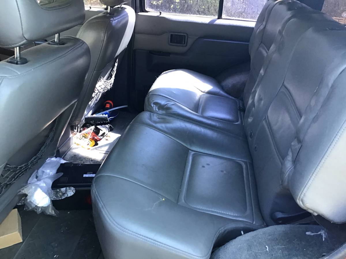 Nissan-pathfinder-1993-red-13