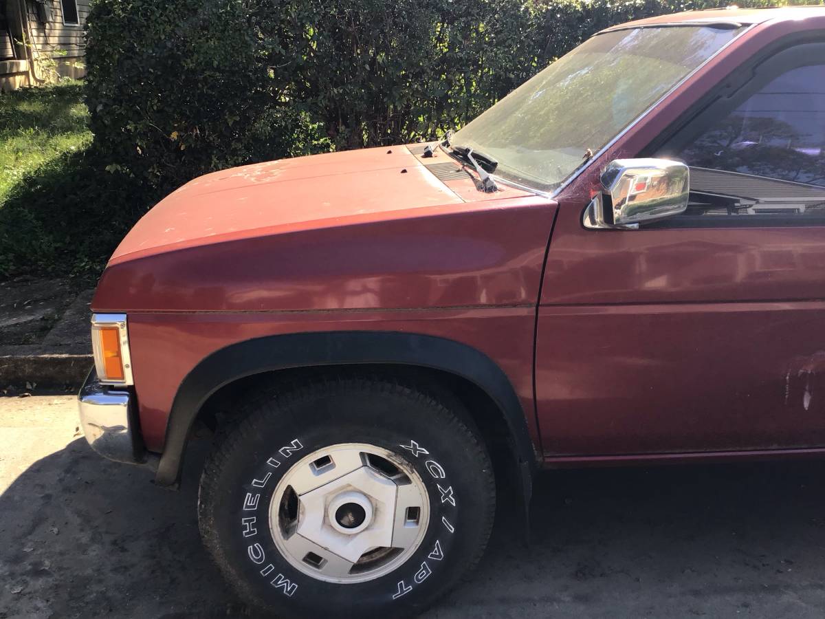 Nissan-pathfinder-1993-red-2