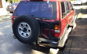 Nissan-pathfinder-1993-red-4