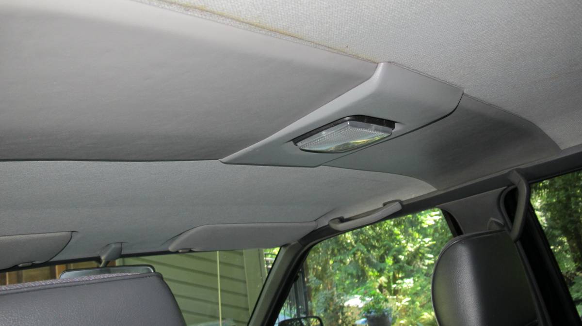 Nissan-pathfinder-xe-4x4-1994-black-10