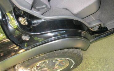 Nissan-pathfinder-xe-4x4-1994-black-18