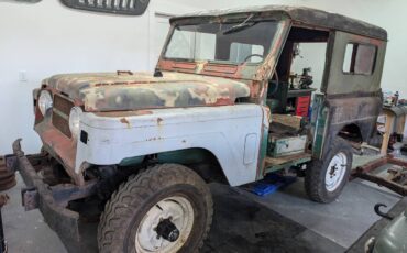 Nissan-patrol-1969-green