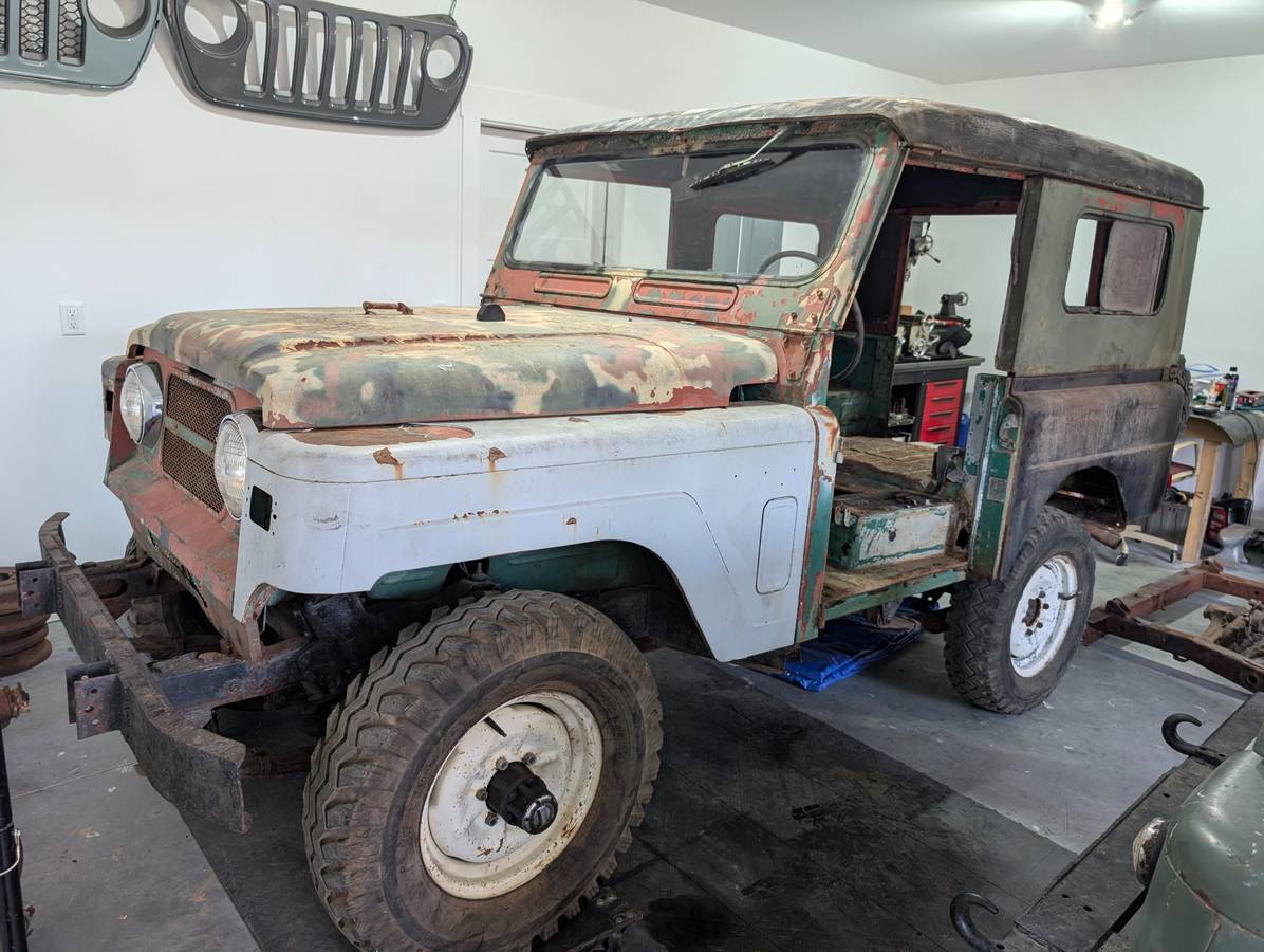Nissan-patrol-1969-green