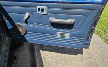 Nissan-pickup-1988-blue-3