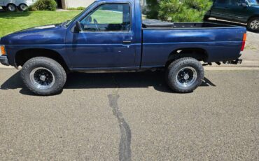 Nissan-pickup-1988-blue