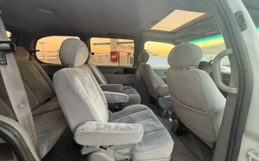 Nissan-quest-1994-grey-15