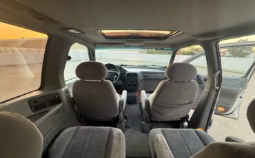 Nissan-quest-1994-grey-17