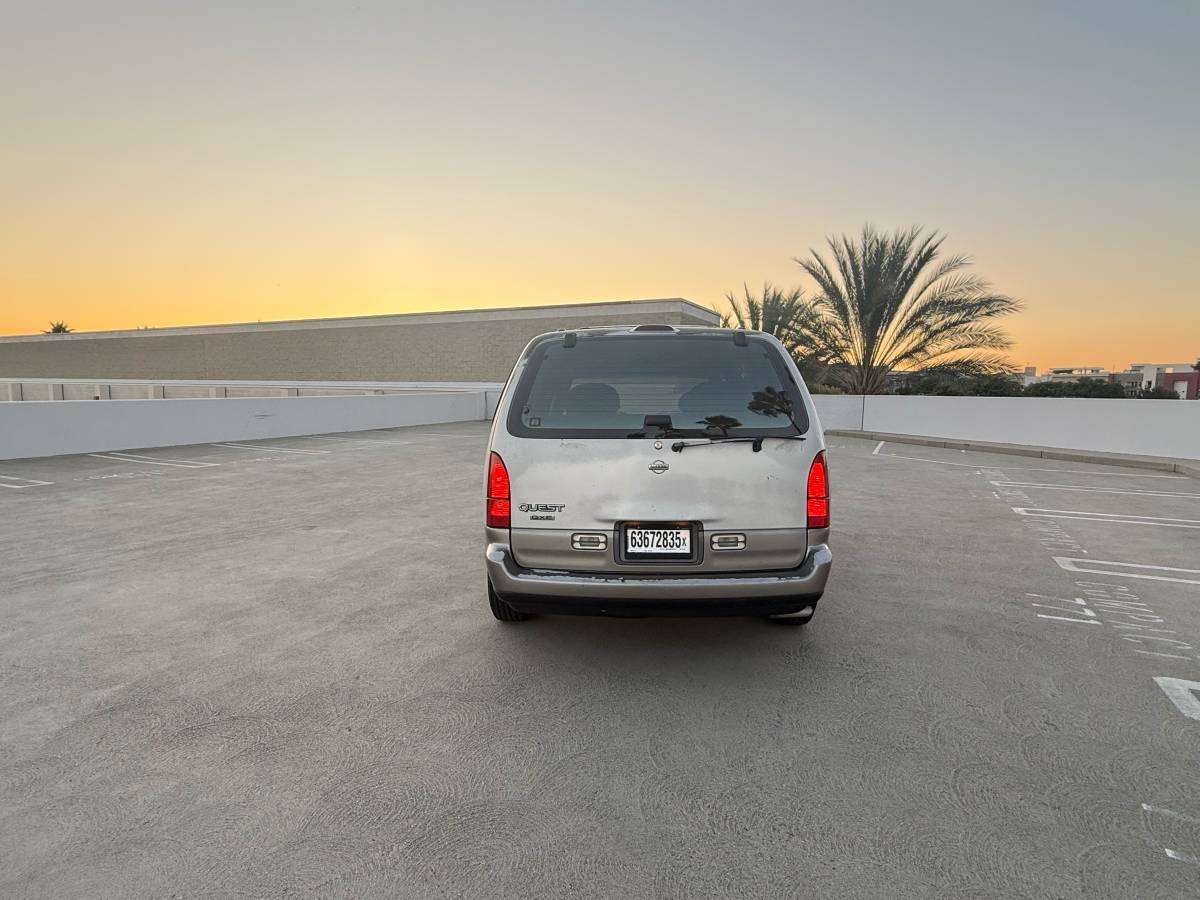 Nissan-quest-1994-grey-3