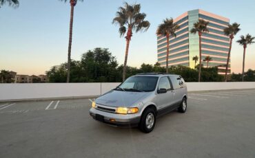 Nissan-quest-1994-grey