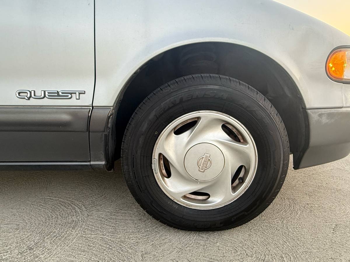 Nissan-quest-1994-grey-7