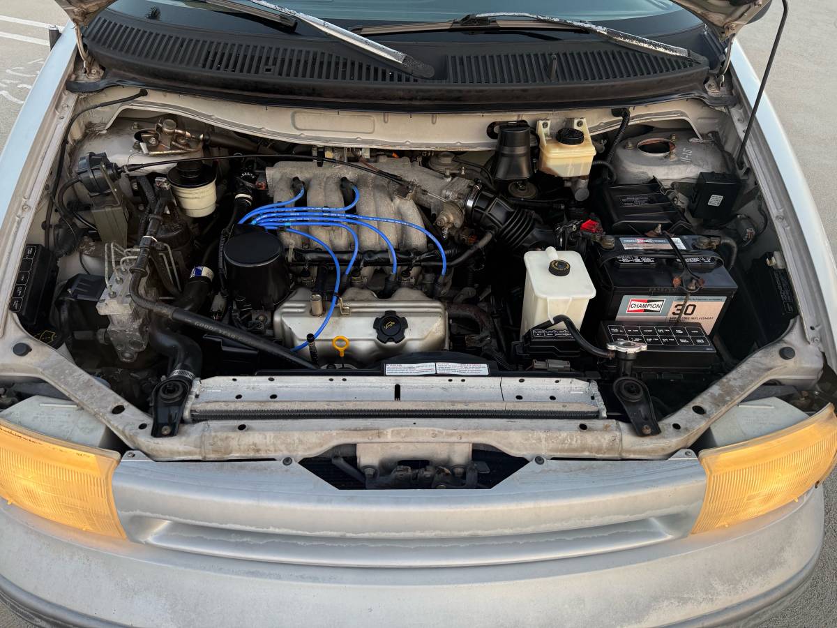 Nissan-quest-1994-grey-9