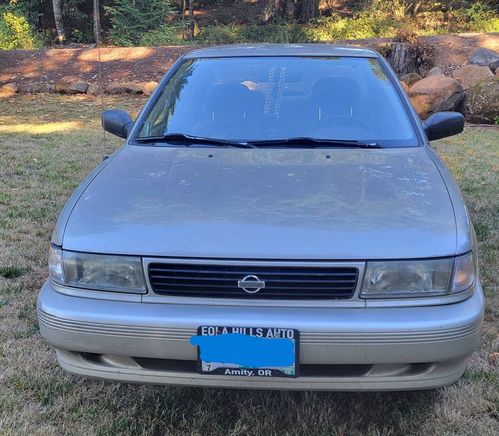 Nissan-sentra-1994-1