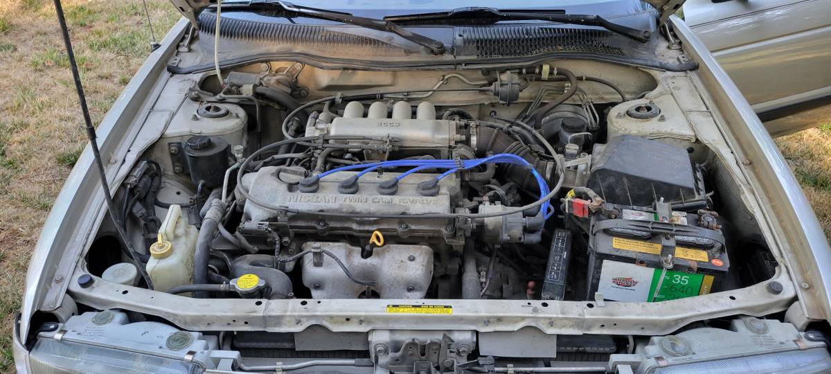 Nissan-sentra-1994-9