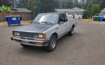 Nissandatsun-720-1980-silver-2