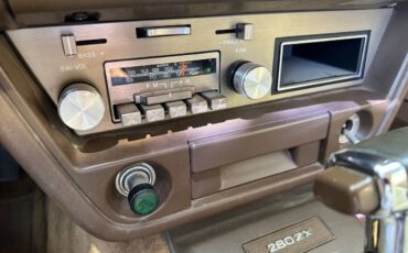 Nissandatsun-720-1981-brown-18