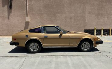 Nissandatsun-720-1981-brown-3