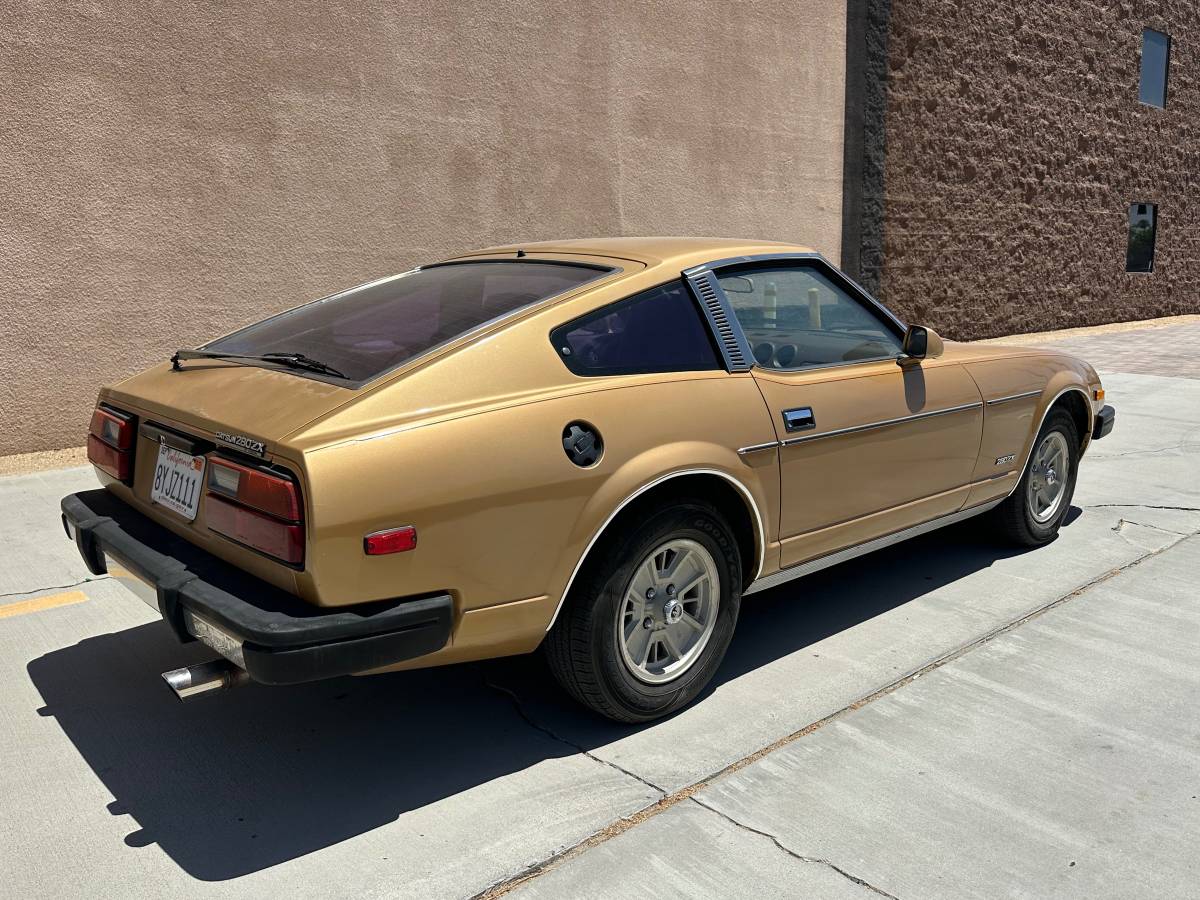 Nissandatsun-720-1981-brown-7