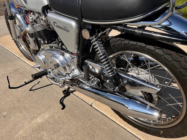 Norton-Commando-750-Roadster-1972-20