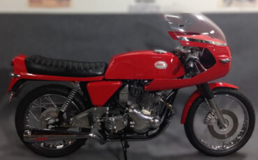 Norton-Dunstall-1969