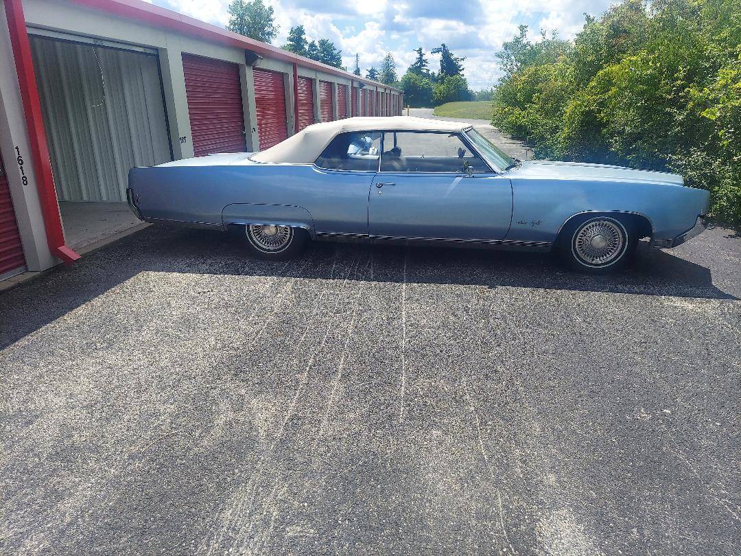 Olds-98-convertible-1969-blue-3