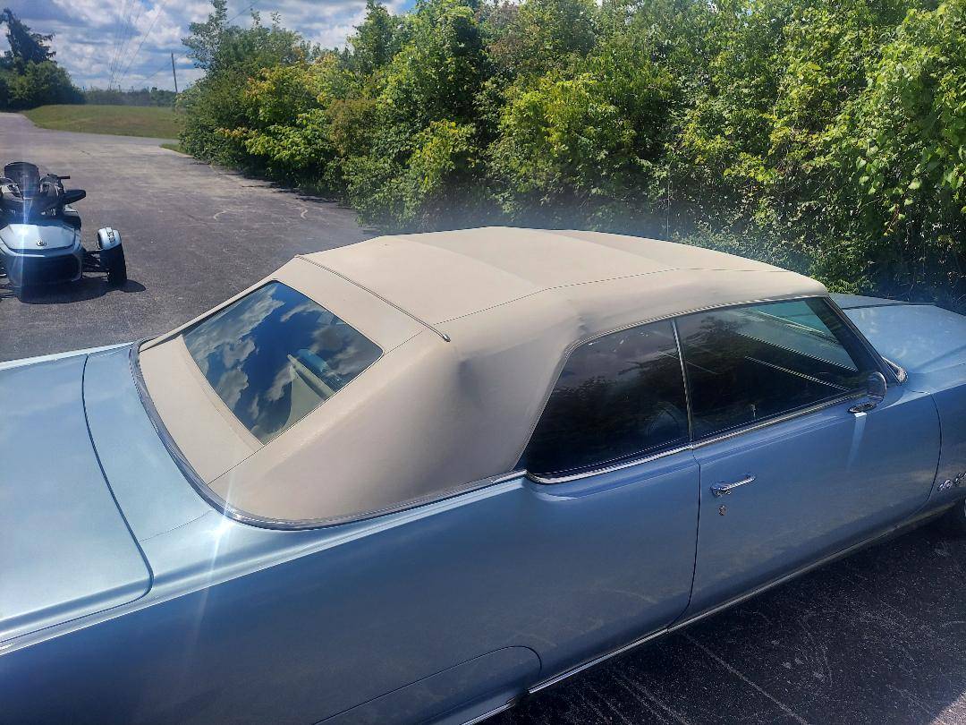 Olds-98-convertible-1969-blue-5