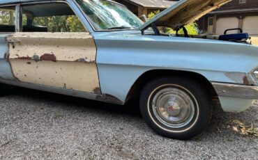 Olds-f85-1961-blue-16