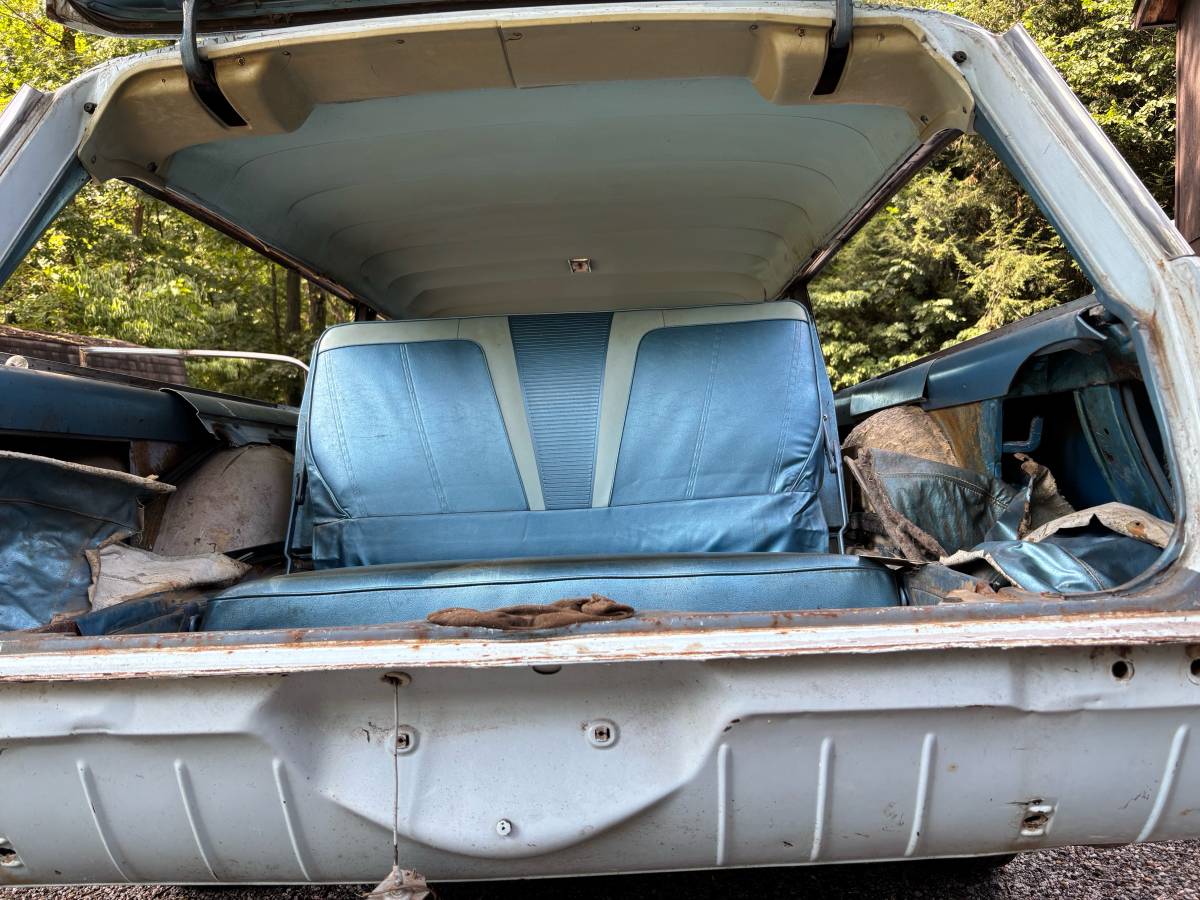 Olds-f85-1961-blue-4