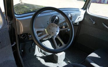 Oldsmobile-1934-black-13