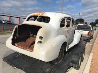 Oldsmobile-1938-white-6