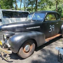 Oldsmobile-1939-black-3