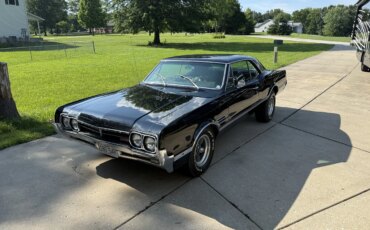 Oldsmobile-442-1966-Black-Black-2