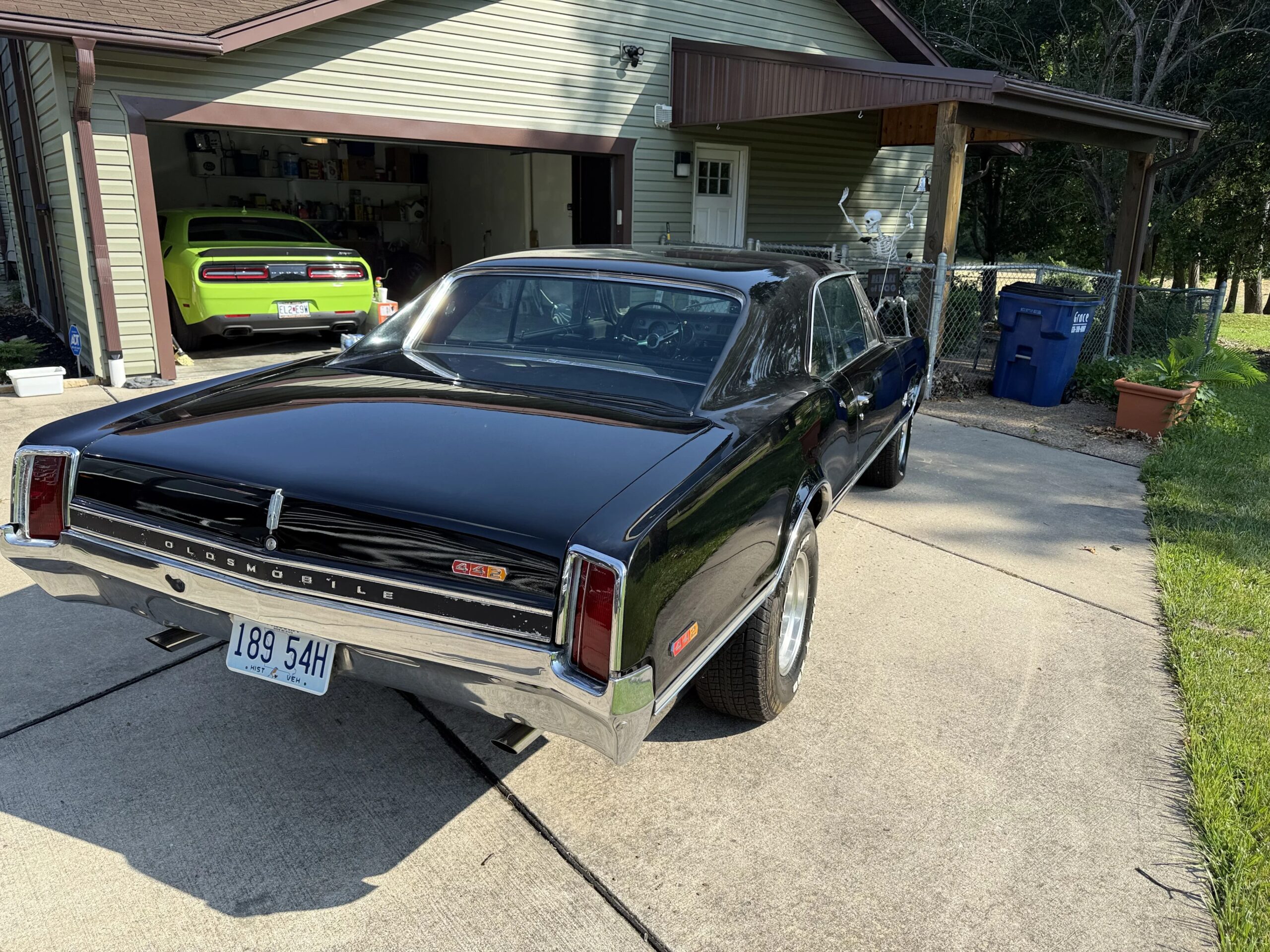 Oldsmobile-442-1966-Black-Black-3