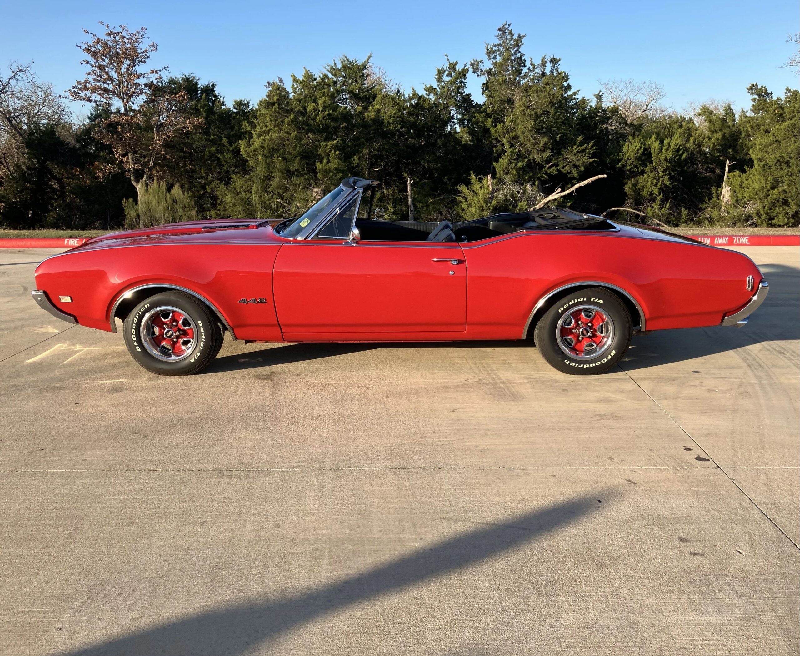 Oldsmobile-442-1968-Red-Black-18