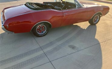 Oldsmobile-442-1968-Red-Black