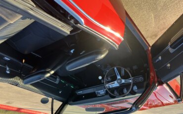 Oldsmobile-442-1968-Red-Black-5