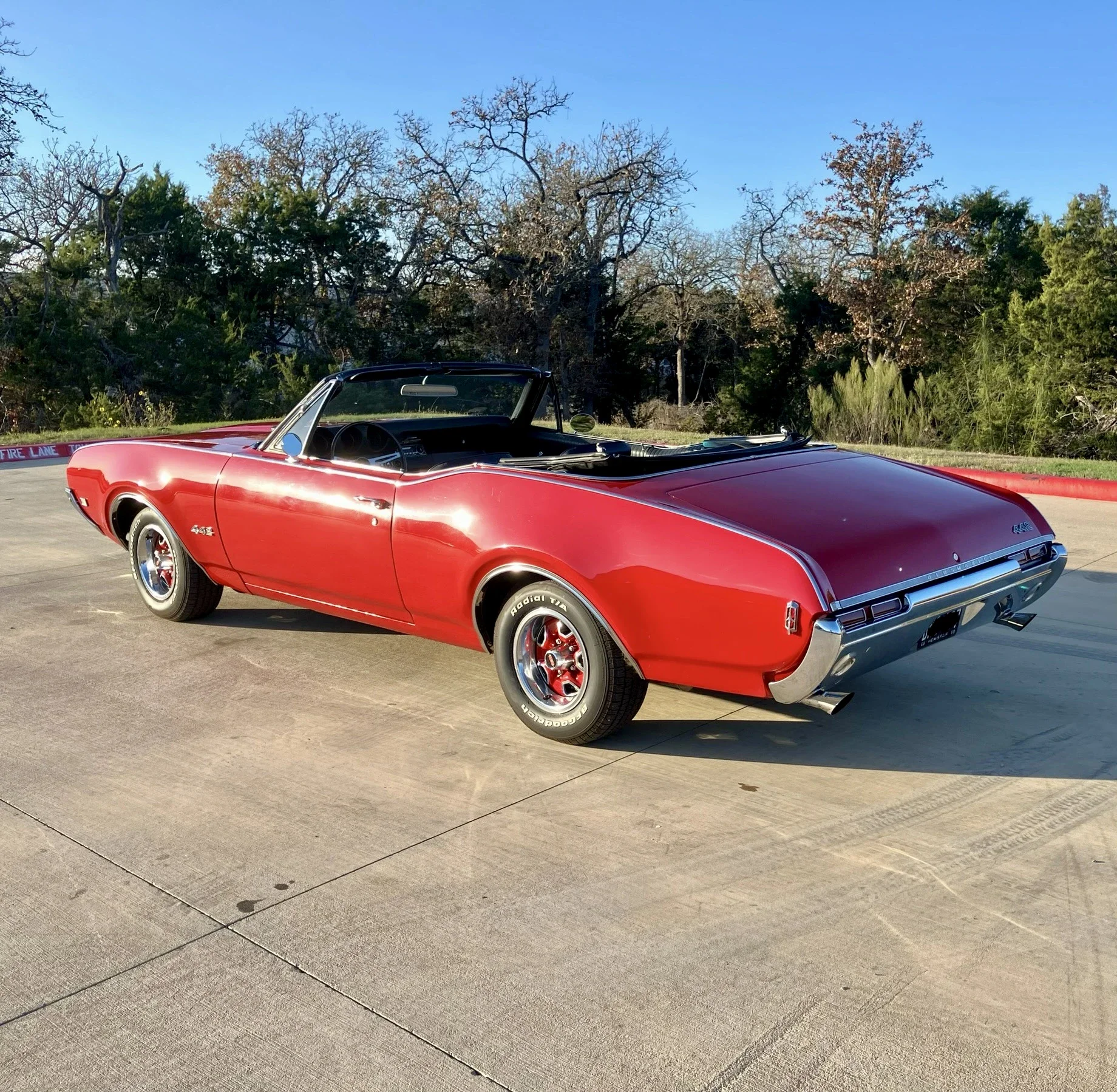 Oldsmobile-442-1968-Red-Black-6
