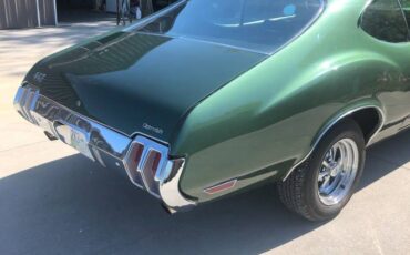 Oldsmobile-442-1970-green-11